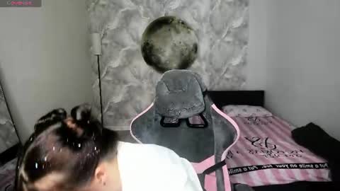 Julia Shyy online show from July 5, 2026, 4:19 am
