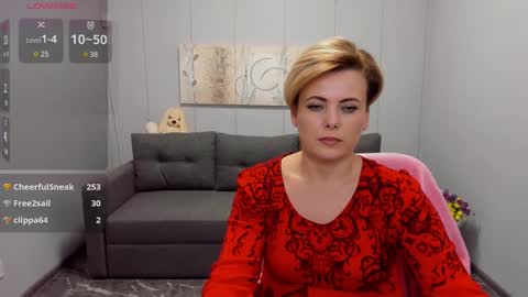 Julia online show from February 3, 2025, 10:14 am