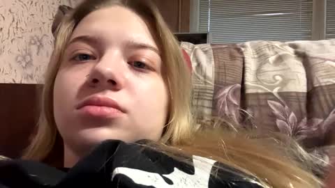 juliacrazy_ online show from January 23, 2025, 8:25 am