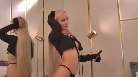 Snapshot of juliahotty_ chatting on June 24, 2026, 2:38 pm Julia online show from June 24, 2026, 2:38 pm