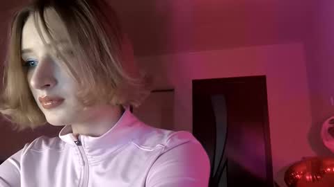 Snapshot of juliahupman chatting on February 15, 2026, 5:09 pm Kate online show from February 15, 2026, 5:09 pm