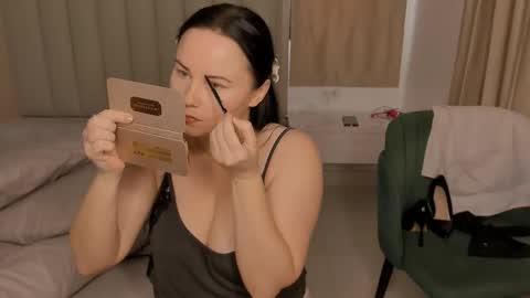 Snapshot of juliamillss chatting on November 17, 2025, 4:51 am juliamillss online show from November 17, 2025, 4:51 am