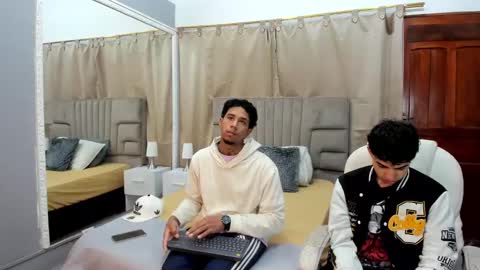 julian billy online show from January 16, 2025, 11:37 am