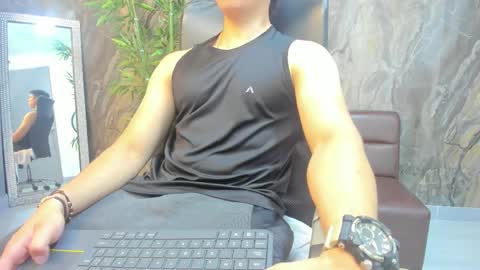 JULIAN  online show from February 20, 2026, 11:22 am