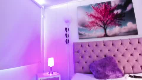 Snapshot of julianaa_castro chatting on January 14, 2025, 2:43 pm JULIANA CASTRO online show from January 14, 2025, 2:43 pm