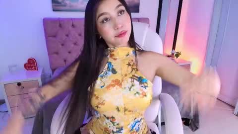 Snapshot of julianaa_castro chatting on September 17, 2025, 11:45 am JULIANA CASTRO online show from September 17, 2025, 11:45 am
