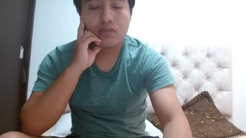 Snapshot of julianalvarez95 chatting on September 14, 2025, 9:36 pm Julian online show from September 14, 2025, 9:36 pm