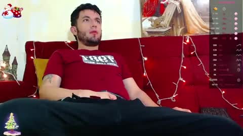 Call me  Juliano independent model online show from December 31, 2024, 3:55 am