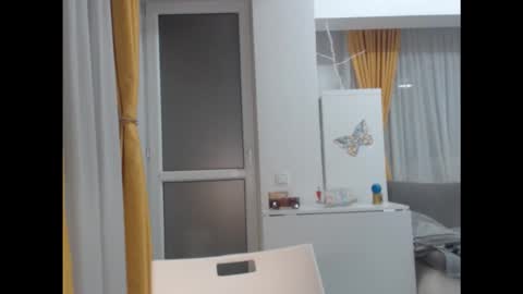 JulianRoyce online show from November 12, 2025, 7:03 pm