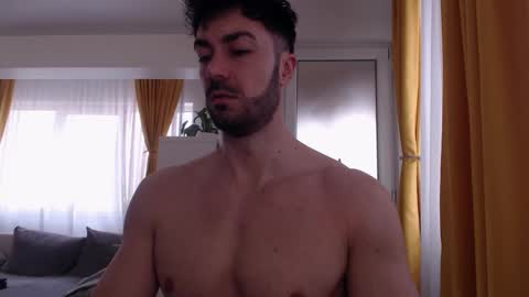 JulianRoyce online show from March 26, 2026, 6:19 am