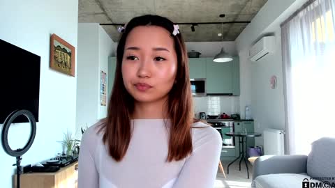 julia online show from January 10, 2025, 7:57 am