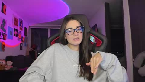 Jeimy Help me to reach 100 thumbs up online show from March 14, 2026, 1:12 am