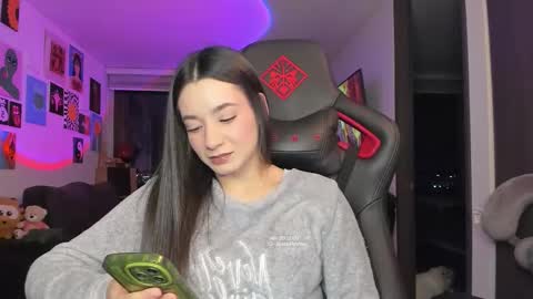 Jeimy Help me to reach 100 thumbs up online show from March 21, 2026, 3:11 am