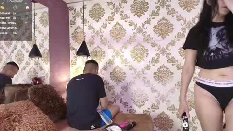 Julie and Tommy.  online show from January 24, 2025, 3:32 am