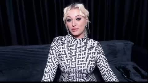 julia online show from February 13, 2025, 11:37 pm