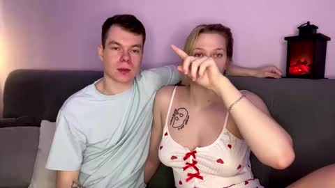 Julie and Thomas online show from January 19, 2026, 7:23 am