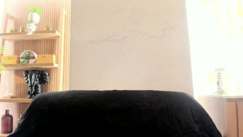 Snapshot of juliet_miller chatting on June 9, 2026, 3:18 am Juliet online show from June 9, 2026, 3:18 am