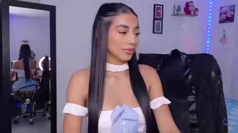 Julieta online show from March 13, 2026, 1:29 pm