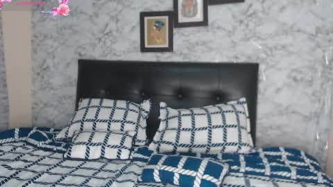 Julietahazze online show from December 14, 2025, 3:23 am