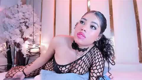 Julieta jackson  online show from March 24, 2026, 10:04 pm