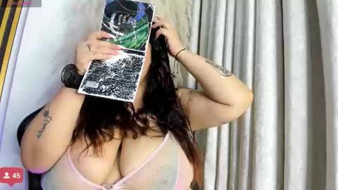 julietakane online show from November 14, 2025, 4:33 am