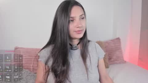 Snapshot of julieth1_ chatting on June 24, 2026, 7:13 pm . online show from June 24, 2026, 7:13 pm