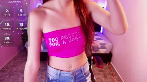 Julieth  online show from November 13, 2025, 6:40 pm