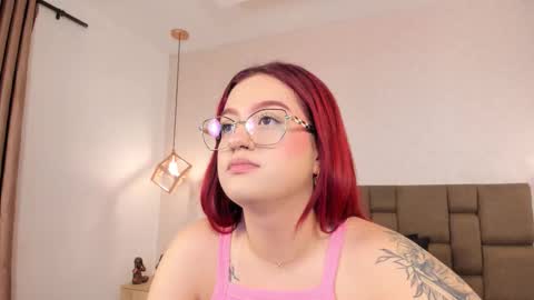 julieth_rojas online show from February 7, 2026, 4:05 am