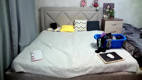 Julietkitty online show from January 19, 2025, 7:57 am