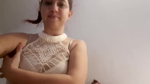 julietta max  online show from February 13, 2026, 3:13 am