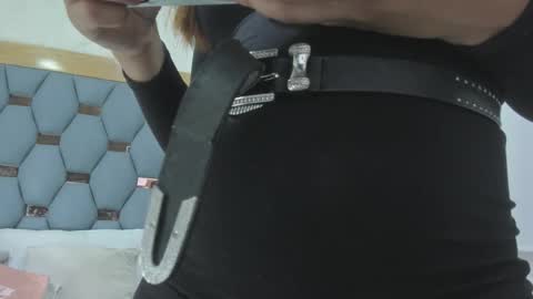 juliette_pretty_ online show from November 23, 2025, 7:02 pm