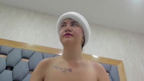 juliette_pretty_ online show from December 2, 2025, 7:31 pm