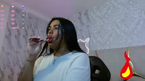 juliieta_tay online show from July 5, 2026, 3:02 am