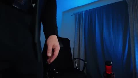 JULiUS   online show from January 25, 2025, 11:54 pm