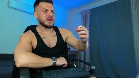 JULiUS   online show from February 5, 2025, 8:35 pm