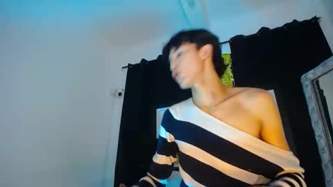 jullian online show from March 30, 2026, 8:32 pm