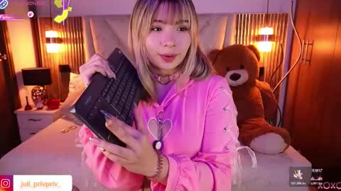 Snapshot of jullianapriv_ chatting on February 21, 2026, 1:34 pm jullianapriv_ online show from February 21, 2026, 1:34 pm