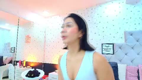 Snapshot of jullietareyes chatting on June 25, 2026, 11:48 am Julieta Reyes online show from June 25, 2026, 11:48 am
