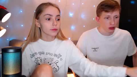 sweet online show from October 18, 2025, 10:32 pm