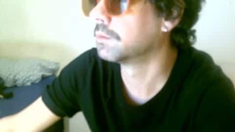 julyandmia online show from July 26, 2026, 3:36 am