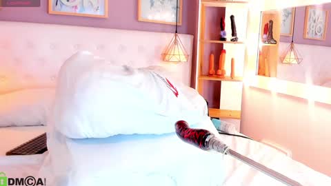  Juliana  online show from December 3, 2024, 9:12 pm