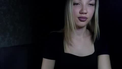 JumikaLoverx online show from April 22, 2026, 5:25 pm