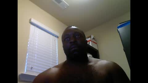 Snapshot of junbug8812 chatting on December 10, 2024, 1:22 pm junbug8812 online show from December 10, 2024, 1:22 pm