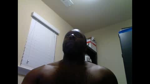 Snapshot of junbug8812 chatting on December 15, 2024, 7:24 am junbug8812 online show from December 15, 2024, 7:24 am