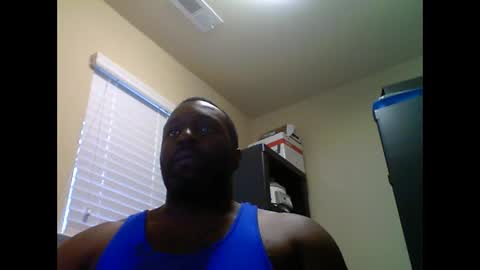 Snapshot of junbug8812 chatting on January 21, 2025, 2:15 pm junbug8812 online show from January 21, 2025, 2:15 pm