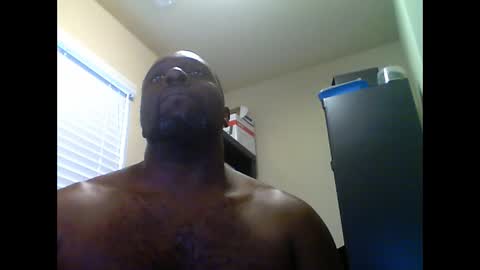 Snapshot of junbug8812 chatting on January 30, 2025, 1:21 pm junbug8812 online show from January 30, 2025, 1:21 pm