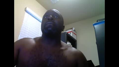 Snapshot of junbug8812 chatting on March 12, 2025, 12:04 pm junbug8812 online show from March 12, 2025, 12:04 pm