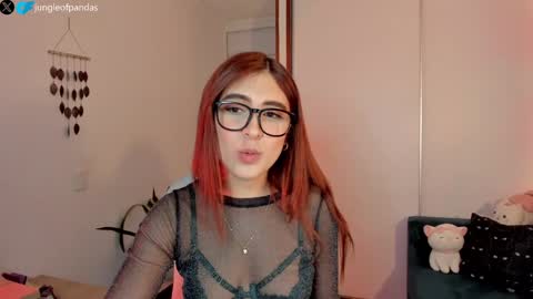 Snapshot of jungleofpandas chatting on January 8, 2025, 1:42 am Call me Sussy  online show from January 8, 2025, 1:42 am