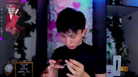 Snapshot of juniior0_0 chatting on February 21, 2025, 12:16 am Junior online show from February 21, 2025, 12:16 am