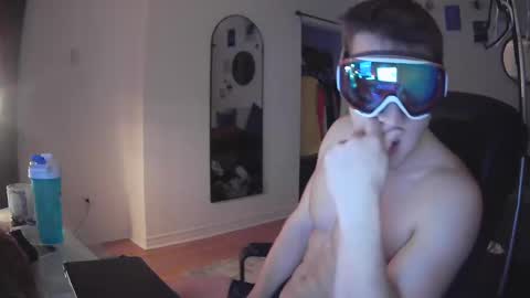 Snapshot of juniormadison69 chatting on February 3, 2025, 1:41 am Junior Madison online show from February 3, 2025, 1:41 am